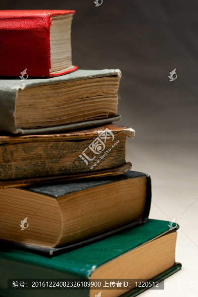 一堆舊書
