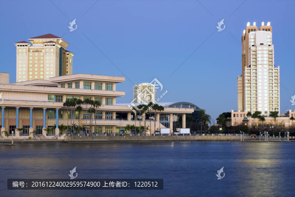 坦帕建筑