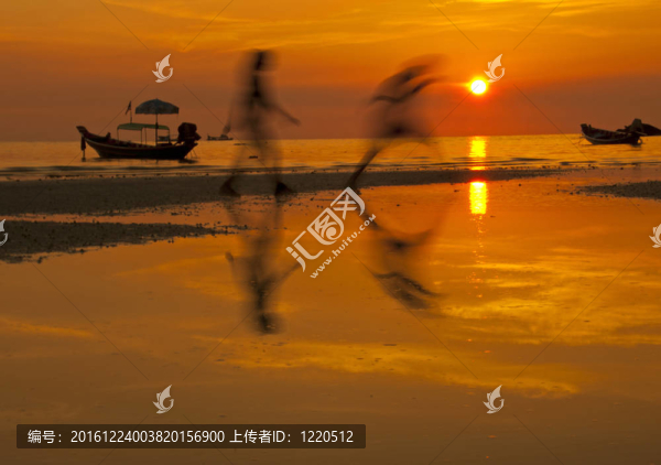 海灘散步