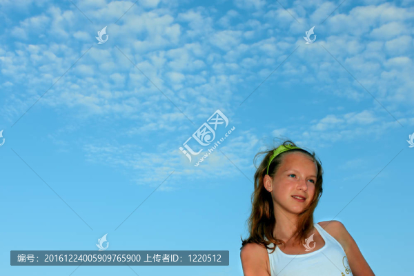 十幾歲的女孩