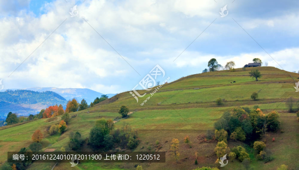 秋天的山村