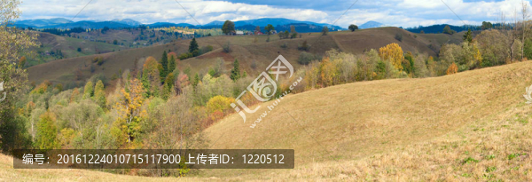 秋天的山村
