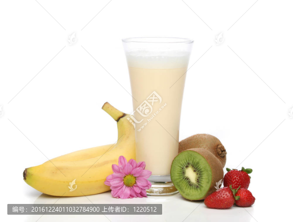 水果成分的香蕉奶昔