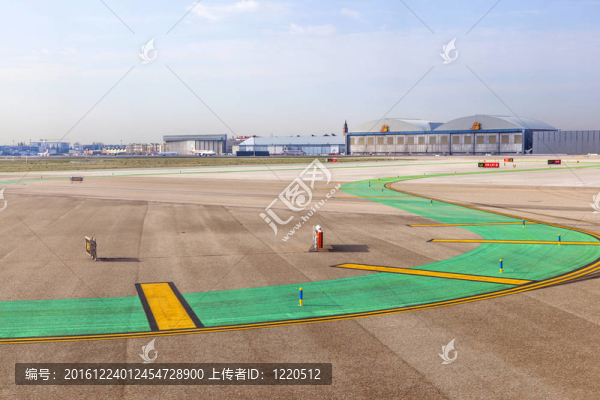 在馬德里barajay機(jī)場跑道；西班牙