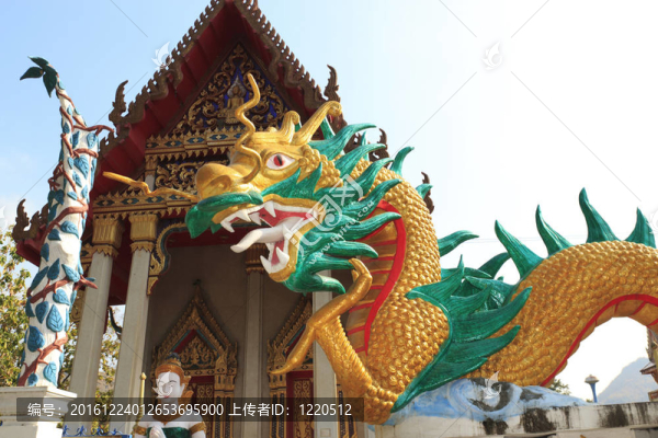 龍的雕像
