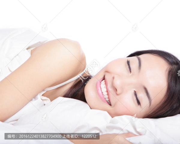 女人睡在床上的早晨