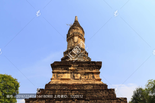 頂部的寶塔寺。素可泰歷史公園；泰國