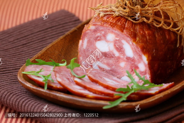 奢侈品牌熏香腸
