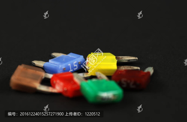汽車(chē)保險(xiǎn)絲