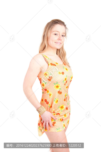 夏天穿的女人