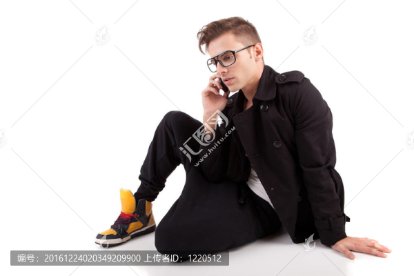 年輕男子冒充