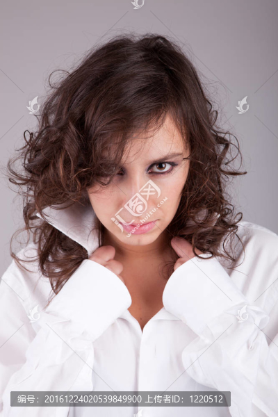 年輕美麗的女人肖像