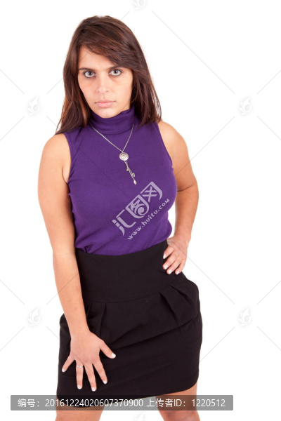 年輕漂亮的女人擺姿勢