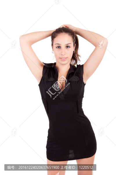 年輕漂亮的女人擺姿勢