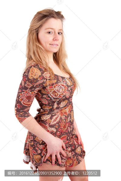 夏天穿的女人