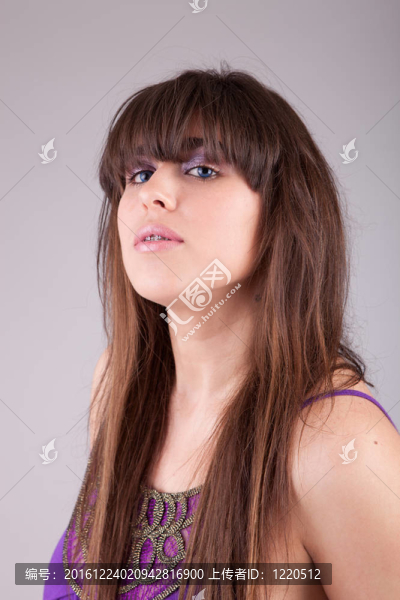 年輕美麗的女人肖像