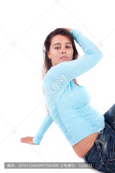 年輕漂亮的女人擺姿勢(shì)