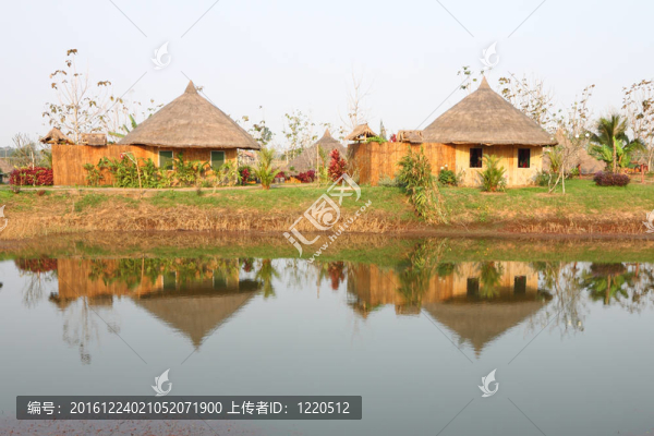 度假前的小屋。
