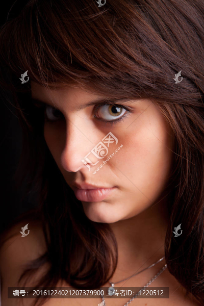 年輕美麗的女人肖像