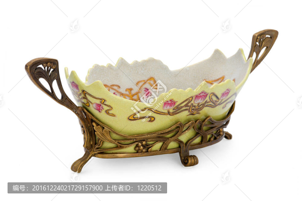 仿古瓷碟現(xiàn)代風(fēng)格。