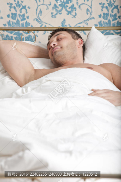 睡覺的人