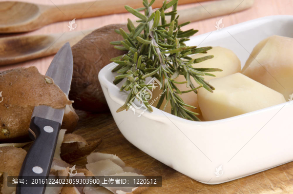 夾克土豆準備