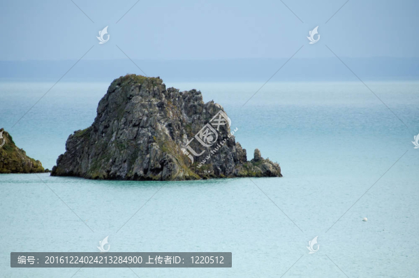 海中島嶼