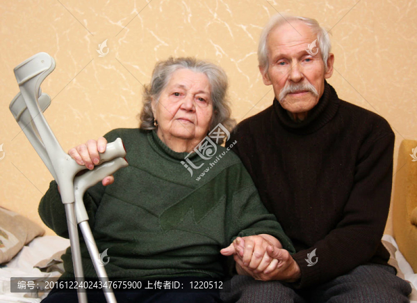 老年夫婦
