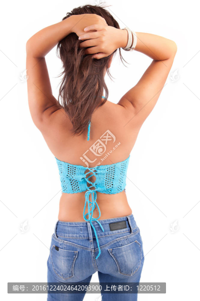 年輕漂亮的女人擺姿勢