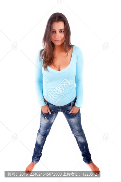年輕漂亮的女人擺姿勢(shì)