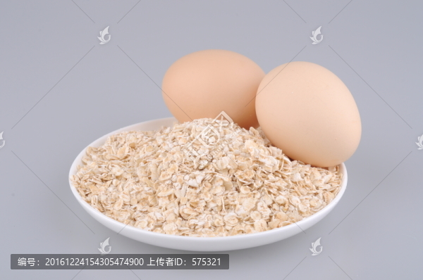 麥片,牛奶,雞蛋