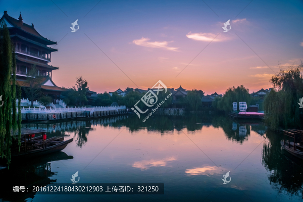 臺(tái)兒莊古城風(fēng)光