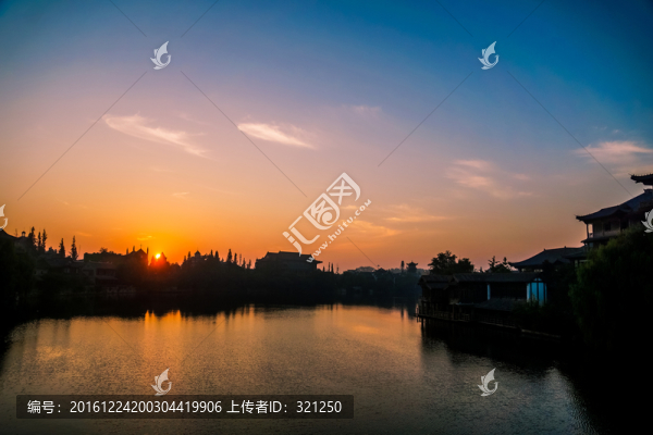 臺兒莊古城風(fēng)光