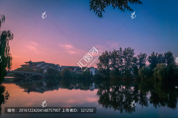 臺兒莊古城水景風(fēng)光