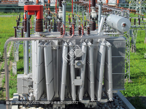 廠房內(nèi)電壓互感器