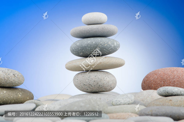 卵石堆積反對梯度背景