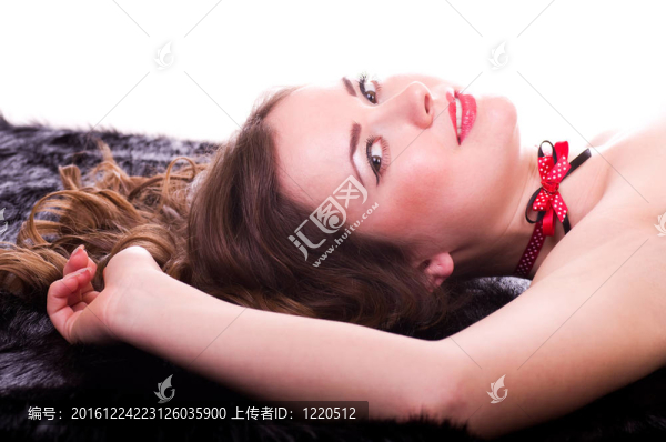 年輕、性感的女人