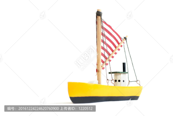 小型木制帆船