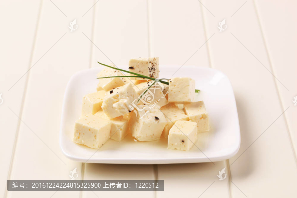 腌羊奶酪