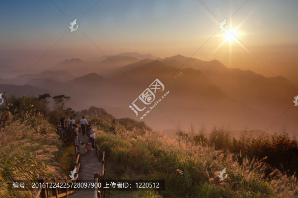在山地景觀