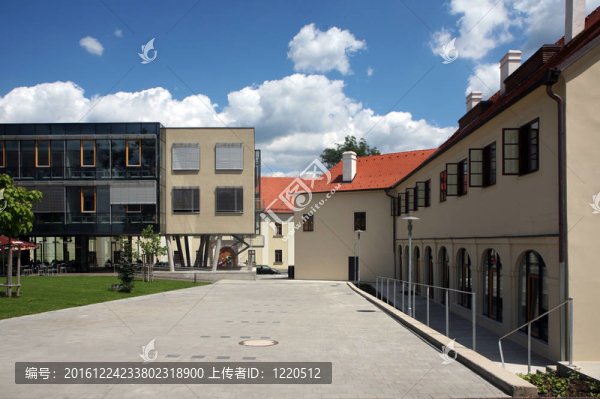現(xiàn)代建筑
