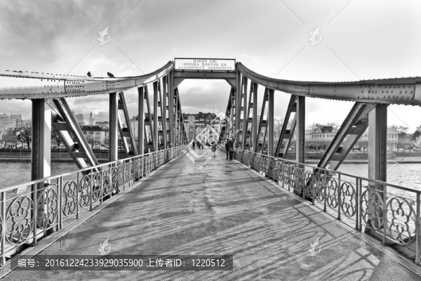 鐵橋