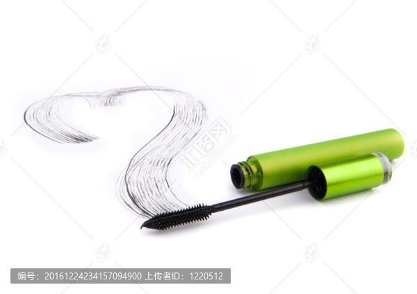黑色睫毛刷筆觸