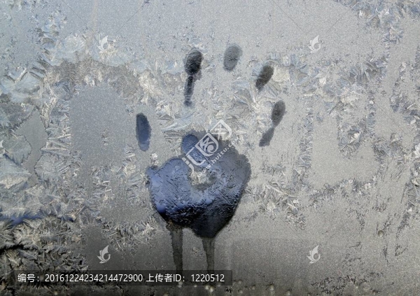 冰窗的手印