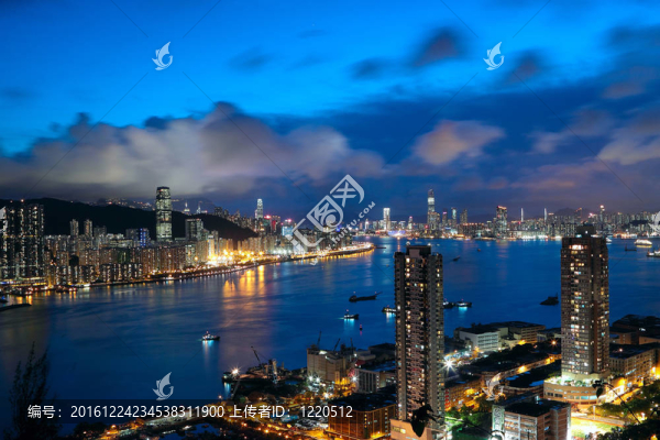 香港的夜晚；亞洲現(xiàn)代城