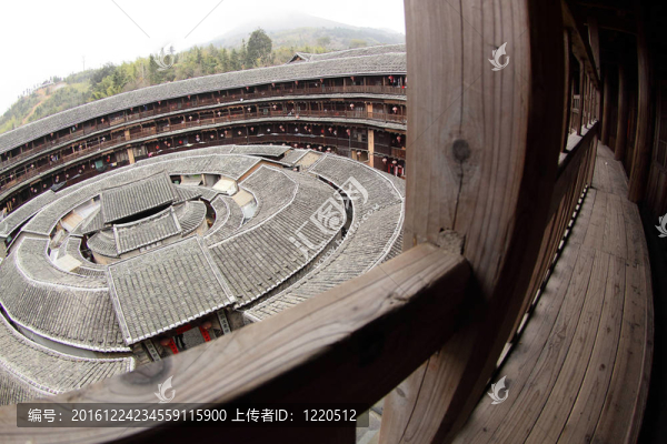 中國(guó)福建土樓的特殊結(jié)構(gòu)
