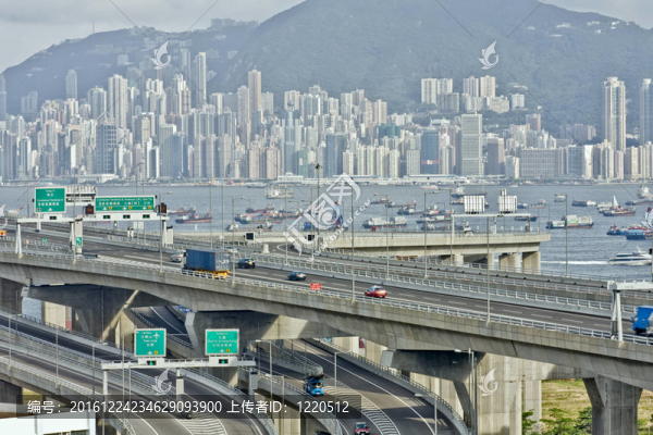 白天城市公路