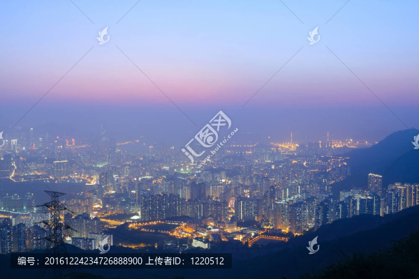 霧中夕陽城
