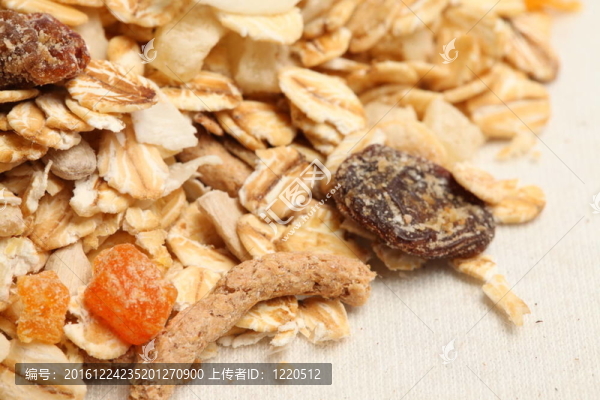 燕麥谷物早餐