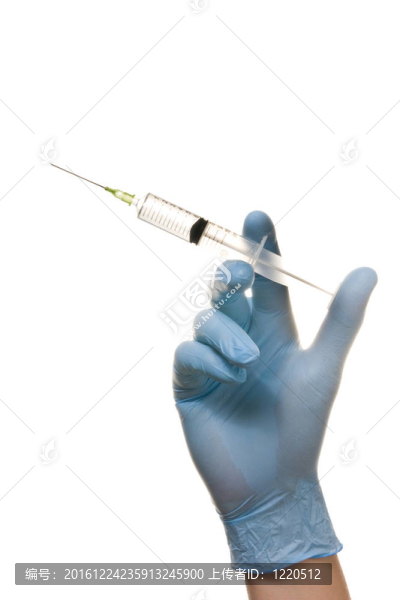 手和注射器